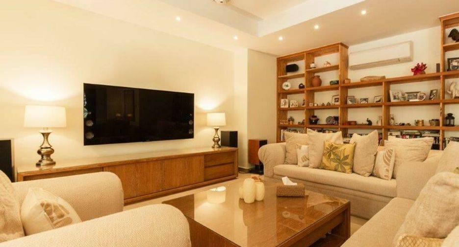 For sale 5 bedrooms villa in Hua Hin, Prachuap Khiri Khan