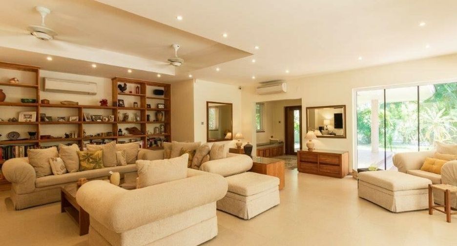 For sale 5 bedrooms villa in Hua Hin, Prachuap Khiri Khan