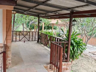 Casa en venta de 3 habitaciones en Tha Yang, Phetchaburi