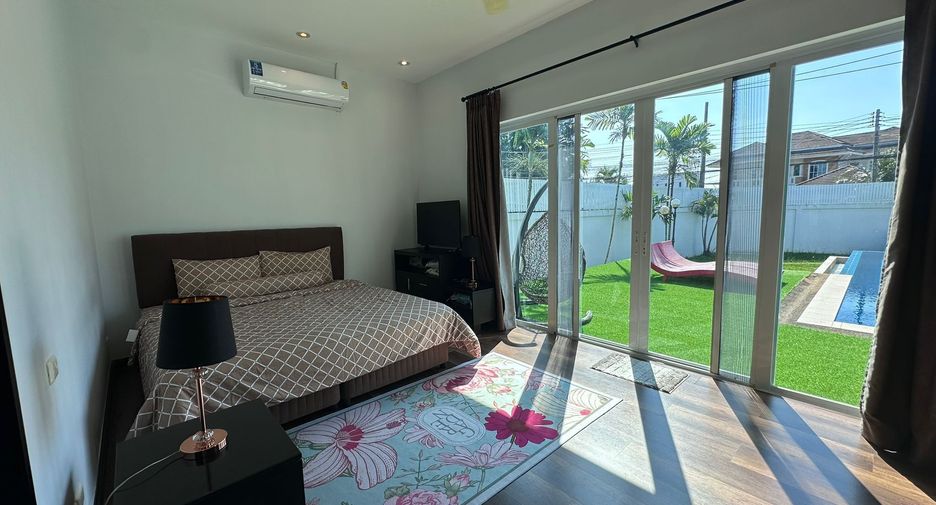 For sale 3 bedrooms villa in Mueang Phuket, Phuket