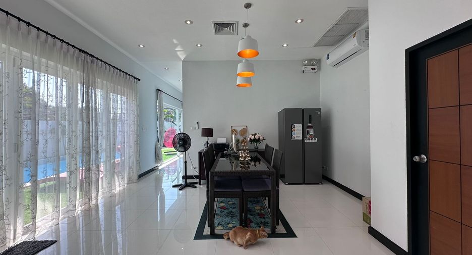 For sale 3 bedrooms villa in Mueang Phuket, Phuket
