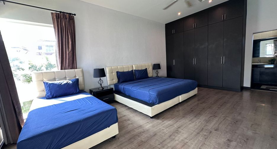 For sale 3 bedrooms villa in Mueang Phuket, Phuket