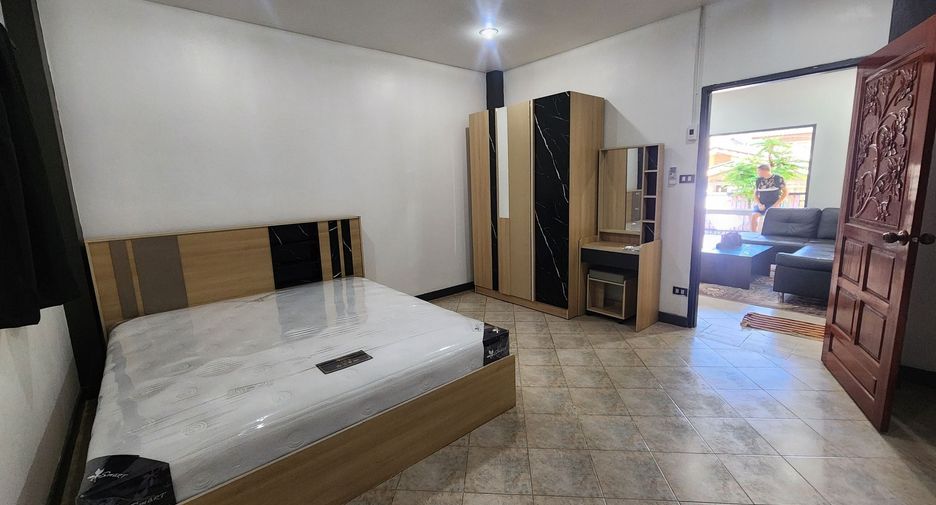 For rent 3 bedrooms house in Bang Lamung, Chonburi