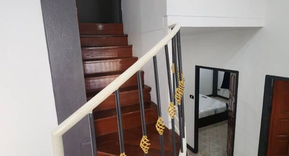 For rent 3 bedrooms house in Bang Lamung, Chonburi
