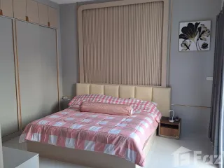 À louer 3 chambres maison à Bang Lamung, Chonburi