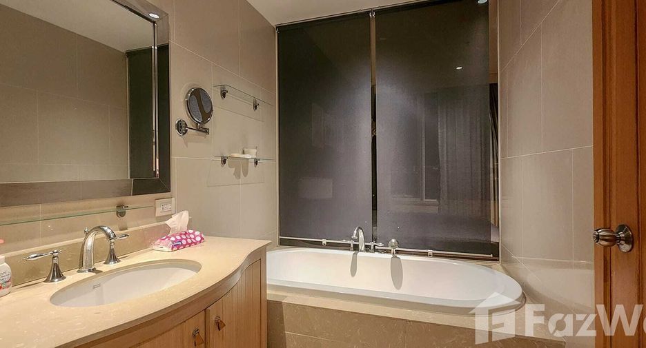 For sale and for rent 2 bedrooms condo in Sathon, Bangkok