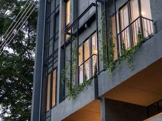 Продажа и аренда 3 спальни таунхаус в Хуаи Кхщанг, Бангкок