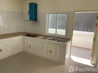 出售 2 卧室 联排别墅 在 华欣, 班武里府