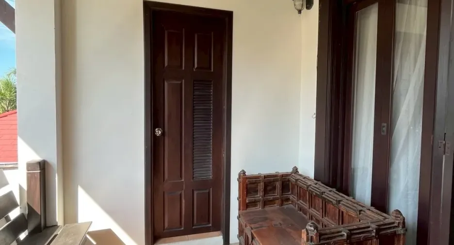 For rent 6 bedrooms villa in Bang Lamung, Chonburi