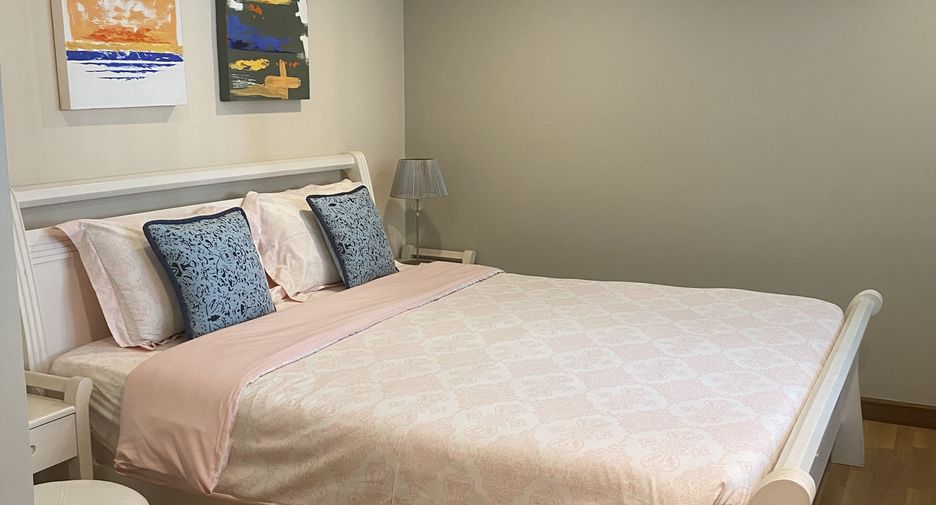 For rent 3 bedrooms condo in Cha Am, Phetchaburi