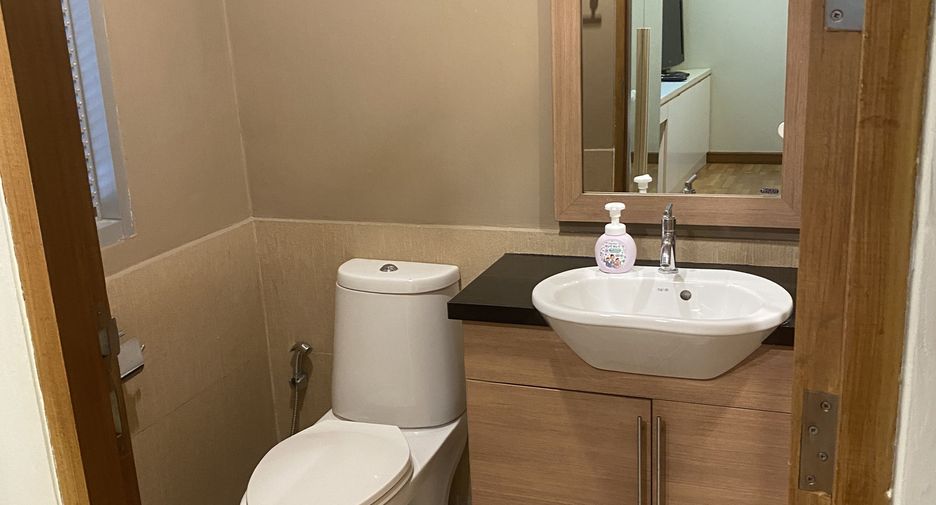 For rent 3 bedrooms condo in Cha Am, Phetchaburi