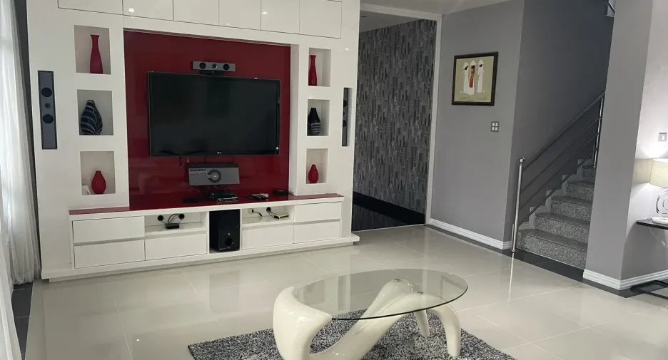 For rent 5 bedrooms villa in Hua Hin, Prachuap Khiri Khan