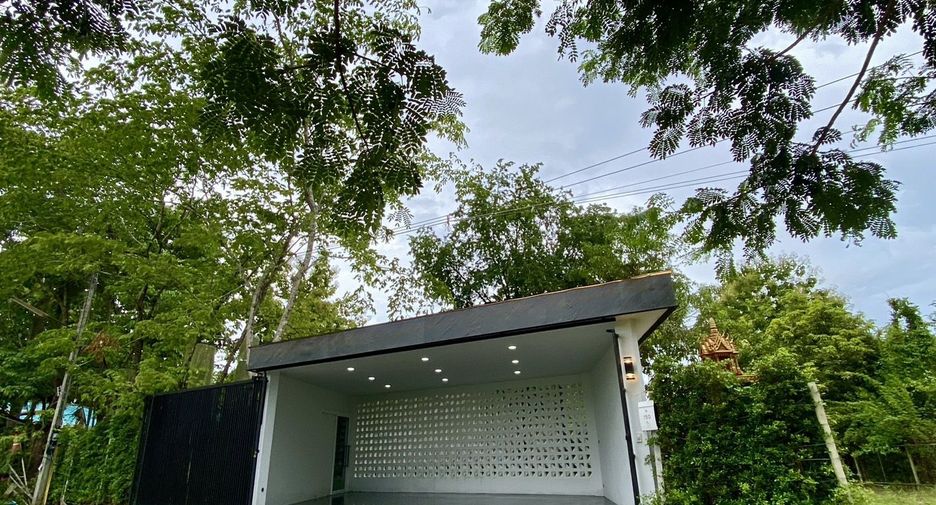 For sale 4 ベッドルーム villa in San Kamphaeng, Chiang Mai