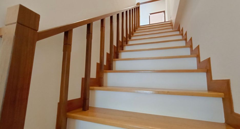 For sale 2 bedrooms townhouse in Hua Hin, Prachuap Khiri Khan
