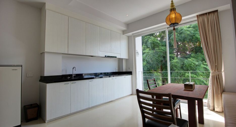 For sale 6 bedrooms villa in Cha Am, Phetchaburi