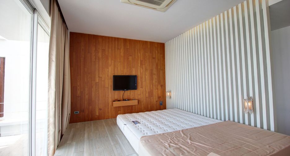 For sale 6 bedrooms villa in Cha Am, Phetchaburi