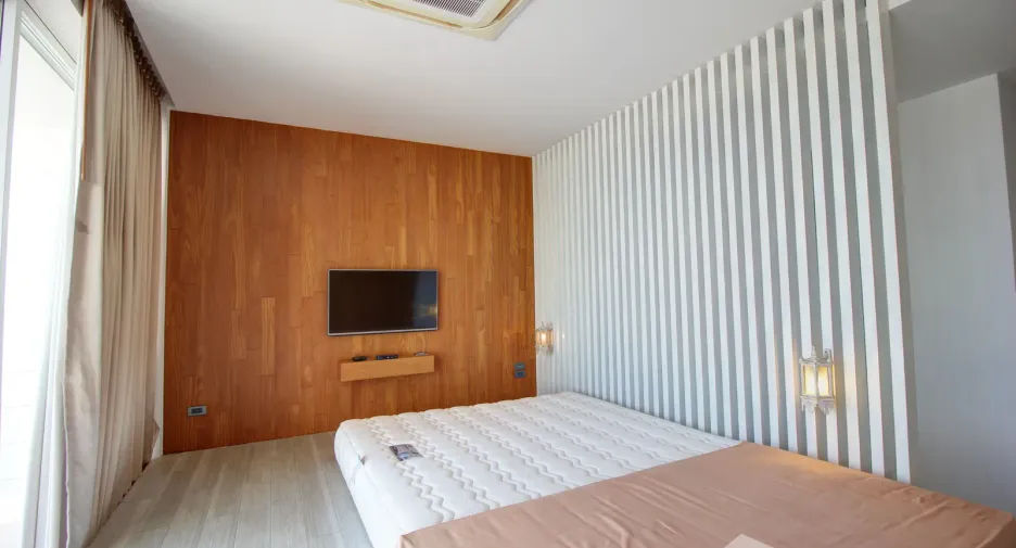 For sale 6 bedrooms villa in Cha Am, Phetchaburi