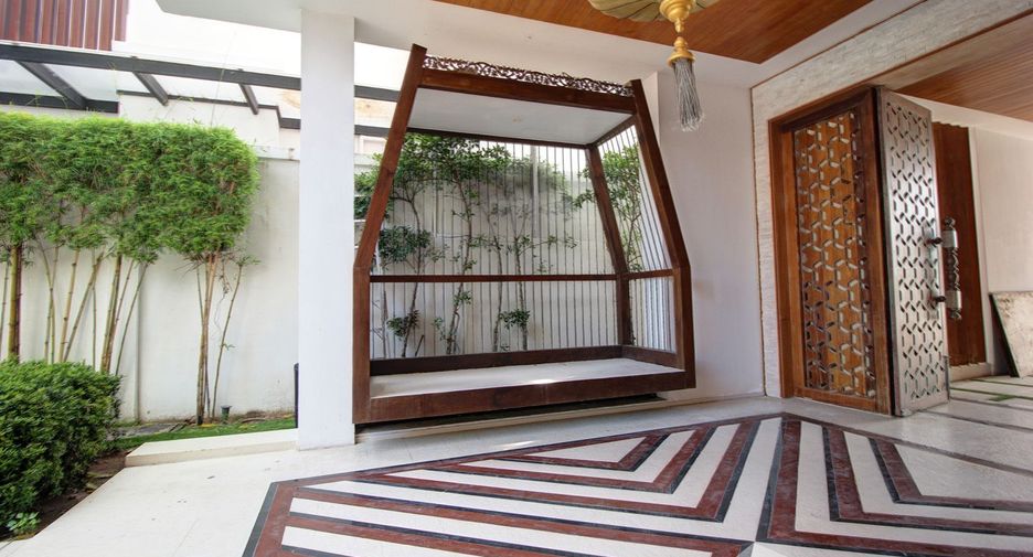 For sale 6 bedrooms villa in Cha Am, Phetchaburi