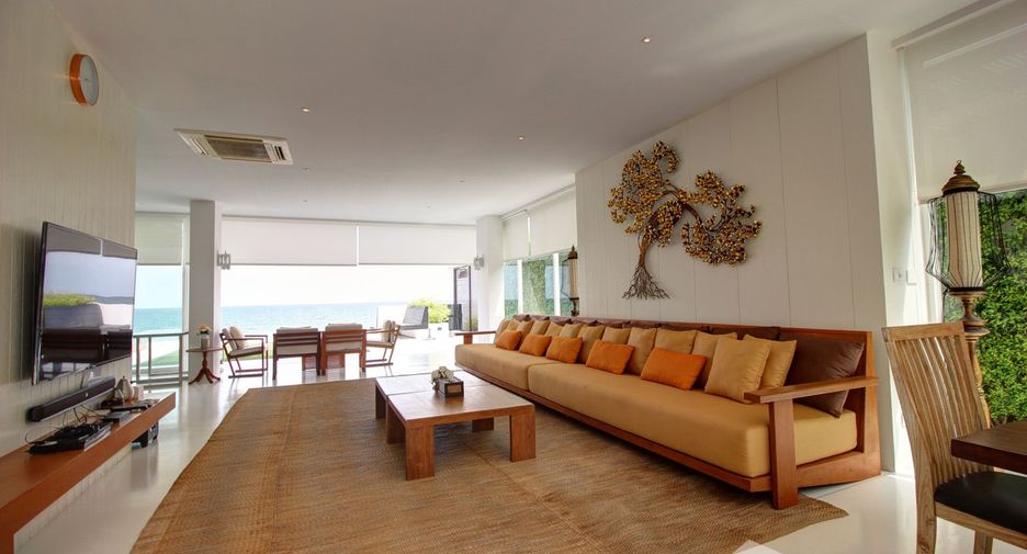 For sale 6 bedrooms villa in Cha Am, Phetchaburi