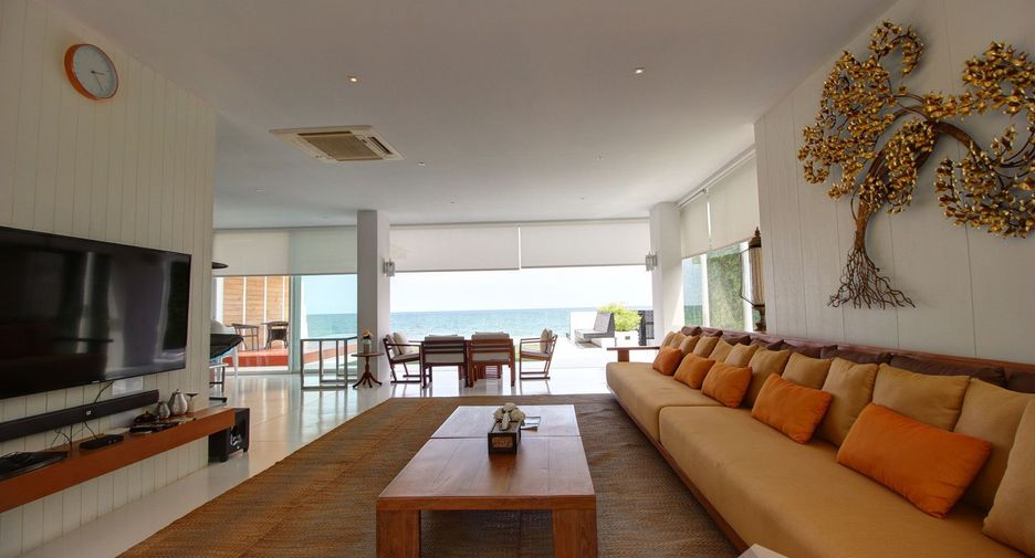 For sale 6 bedrooms villa in Cha Am, Phetchaburi
