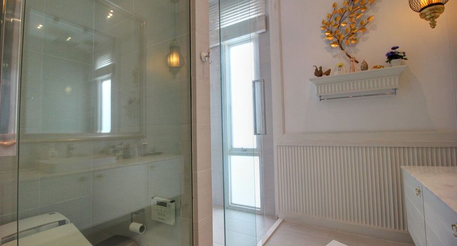 For sale 6 bedrooms villa in Cha Am, Phetchaburi