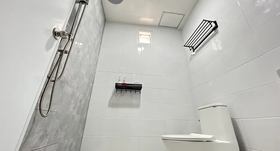 For sale and for rent 2 bedrooms house in Si Racha, Chonburi