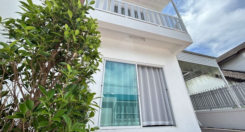 For sale and for rent 2 bedrooms house in Si Racha, Chonburi