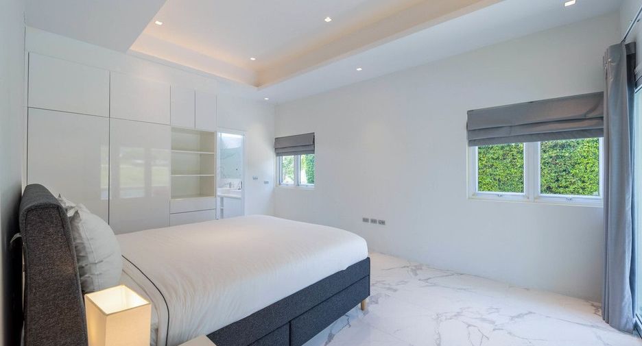 For sale 3 bedrooms villa in Hua Hin, Prachuap Khiri Khan