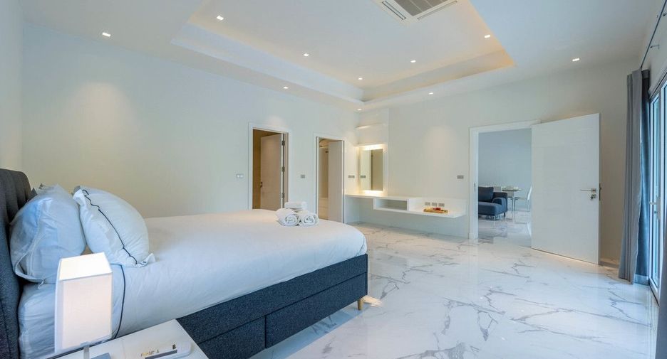 For sale 3 bedrooms villa in Hua Hin, Prachuap Khiri Khan
