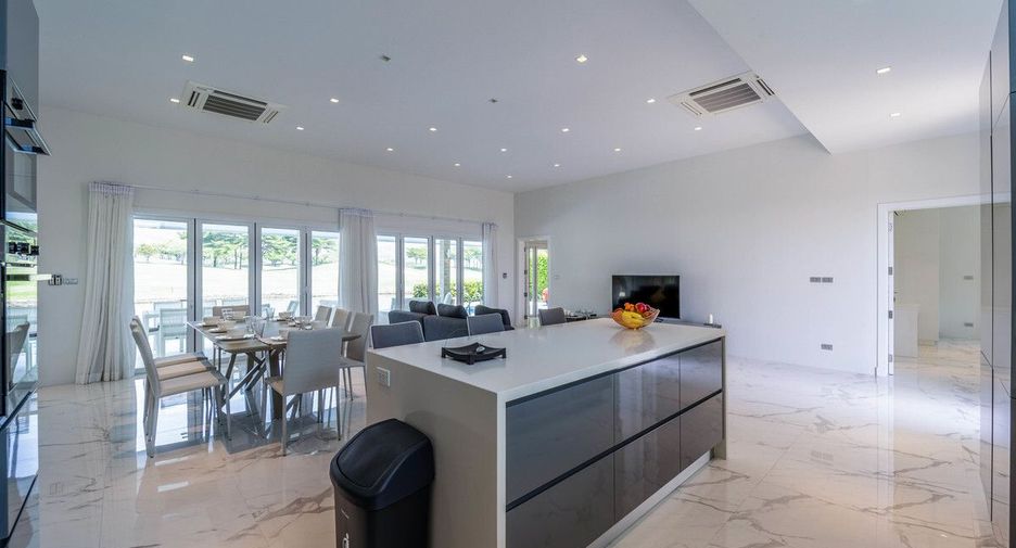 For sale 3 bedrooms villa in Hua Hin, Prachuap Khiri Khan