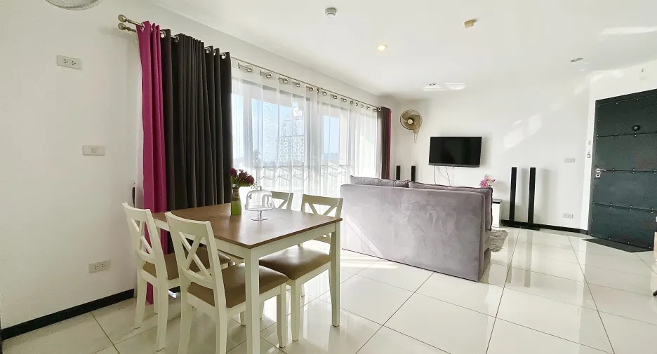 For sale and for rent 1 bed condo in Bang Lamung, Chonburi