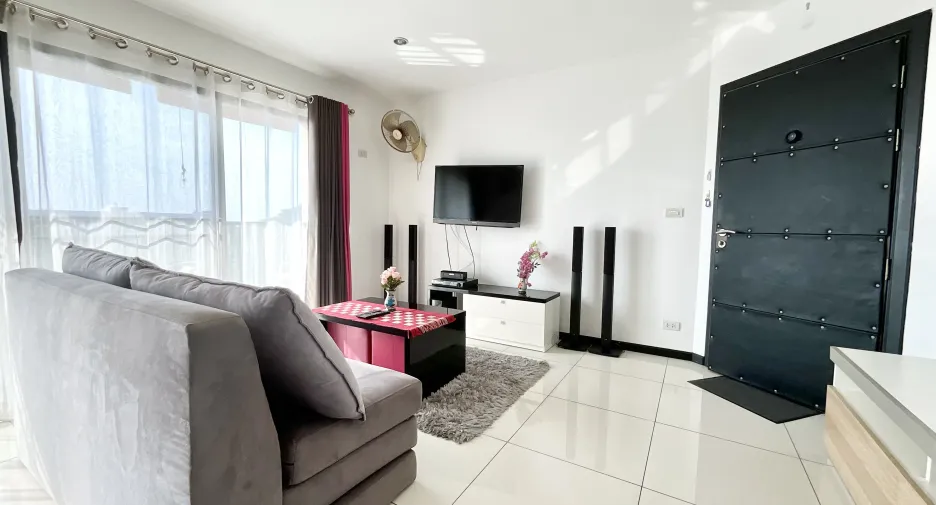 For sale and for rent 1 bed condo in Bang Lamung, Chonburi