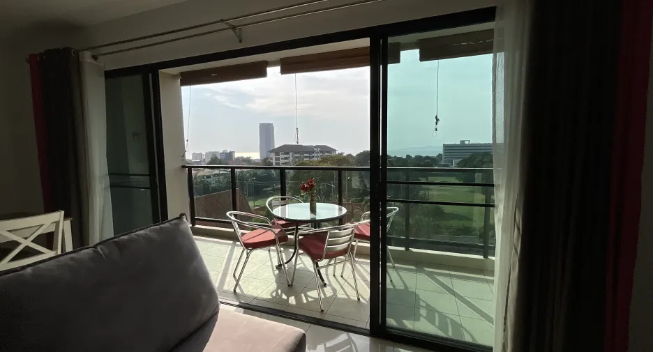 For sale and for rent 1 bed condo in Bang Lamung, Chonburi