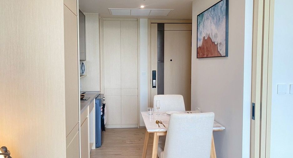 For rent 1 bed condo in Bang Lamung, Chonburi