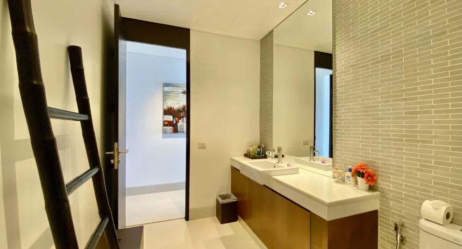 For sale 2 bedrooms condo in Thalang, Phuket