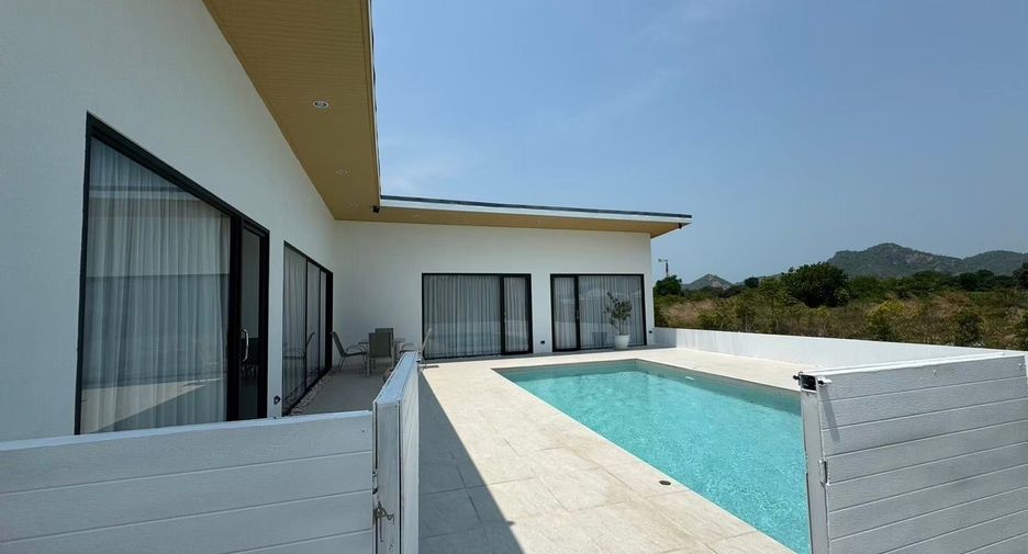 For rent 3 bedrooms villa in Hua Hin, Prachuap Khiri Khan