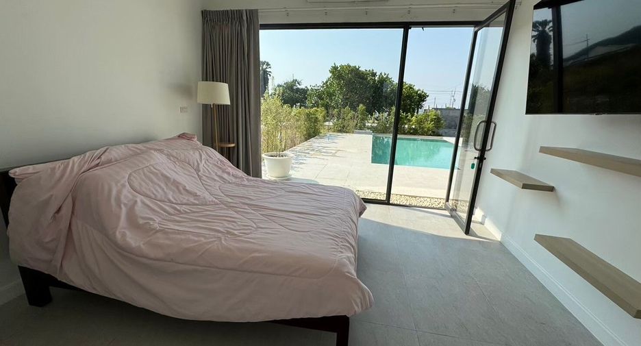For rent 3 bedrooms villa in Hua Hin, Prachuap Khiri Khan