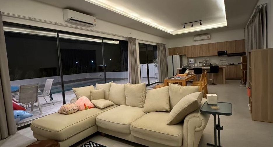 For rent 3 bedrooms villa in Hua Hin, Prachuap Khiri Khan