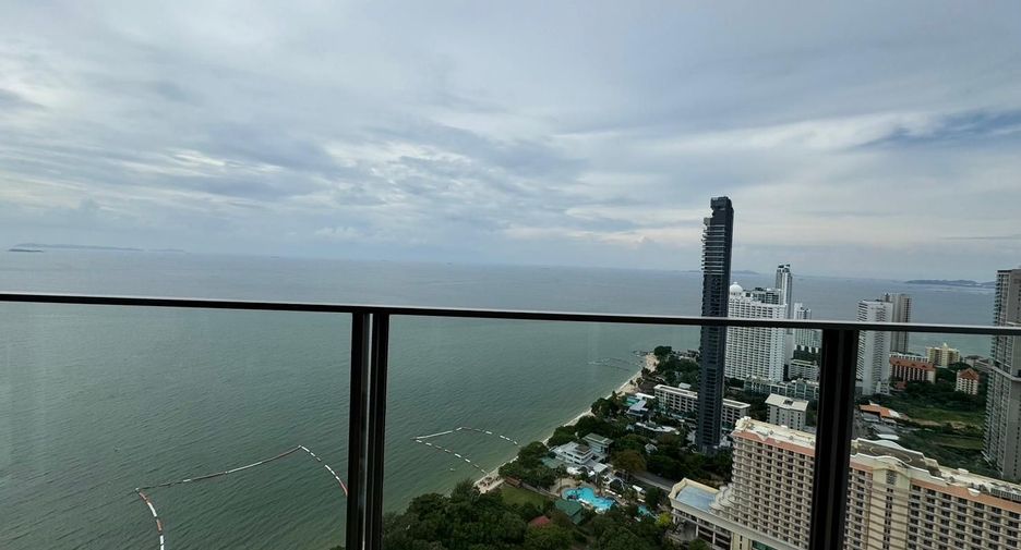 For rent 4 bedrooms condo in Bang Lamung, Chonburi