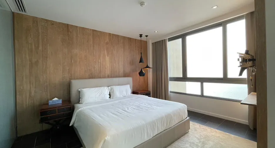 For rent 4 bedrooms condo in Bang Lamung, Chonburi