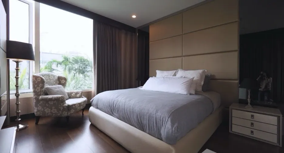 À vendre 2 chambres condo à Pathum Wan, Bangkok