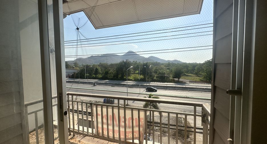 For sale and for rent 3 bedrooms townhouse in Hua Hin, Prachuap Khiri Khan