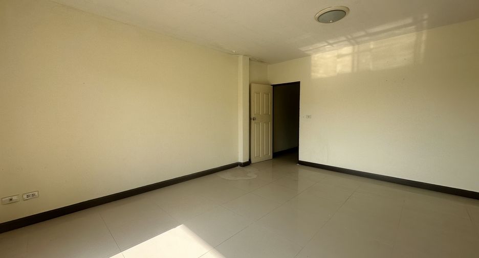 For sale and for rent 3 bedrooms townhouse in Hua Hin, Prachuap Khiri Khan