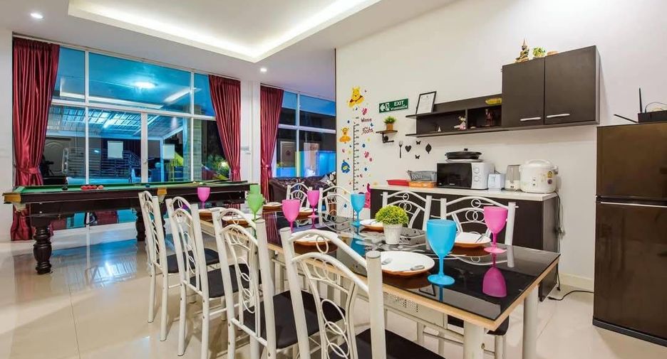 For rent 4 bedrooms villa in Hua Hin, Prachuap Khiri Khan