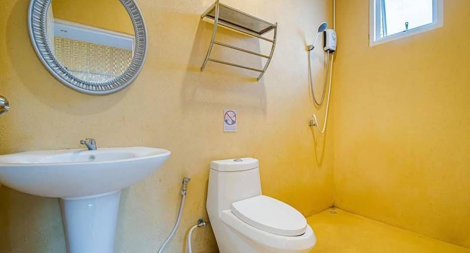 For rent 4 bedrooms villa in Hua Hin, Prachuap Khiri Khan