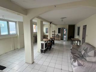 À vendre 5 chambres maison de ville à Bang Lamung, Chonburi