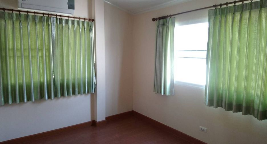 For sale 3 bedrooms house in Mueang Chiang Mai, Chiang Mai
