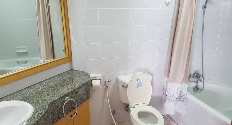 For rent 3 bedrooms condo in Hua Hin, Prachuap Khiri Khan