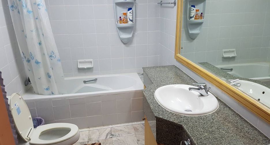 For rent 3 bedrooms condo in Hua Hin, Prachuap Khiri Khan