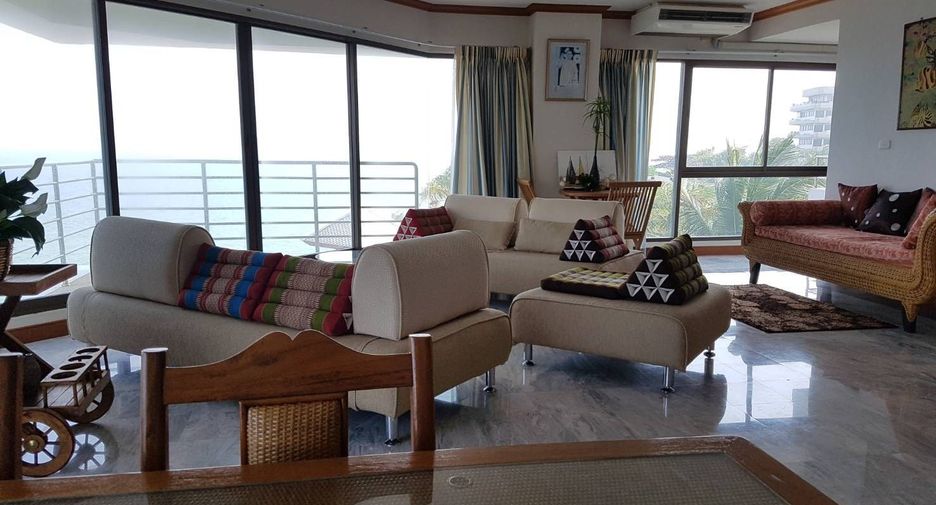 For rent 3 bedrooms condo in Hua Hin, Prachuap Khiri Khan